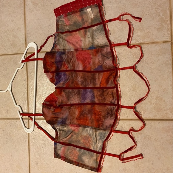 Red corset top - Picture 6 of 6